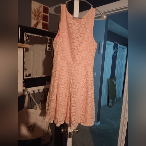 Dress - Picture 2 of 2